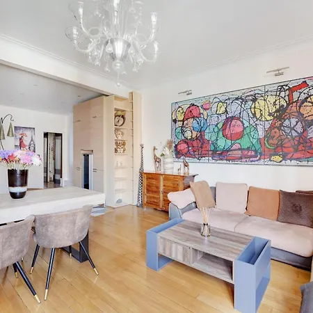 Joli 90m2 - 2 Ch Proche Champs-elysees, Climatise Apartment Neuilly-sur-Seine
